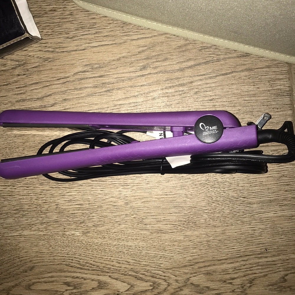 1.25” Professional Styling Iron
